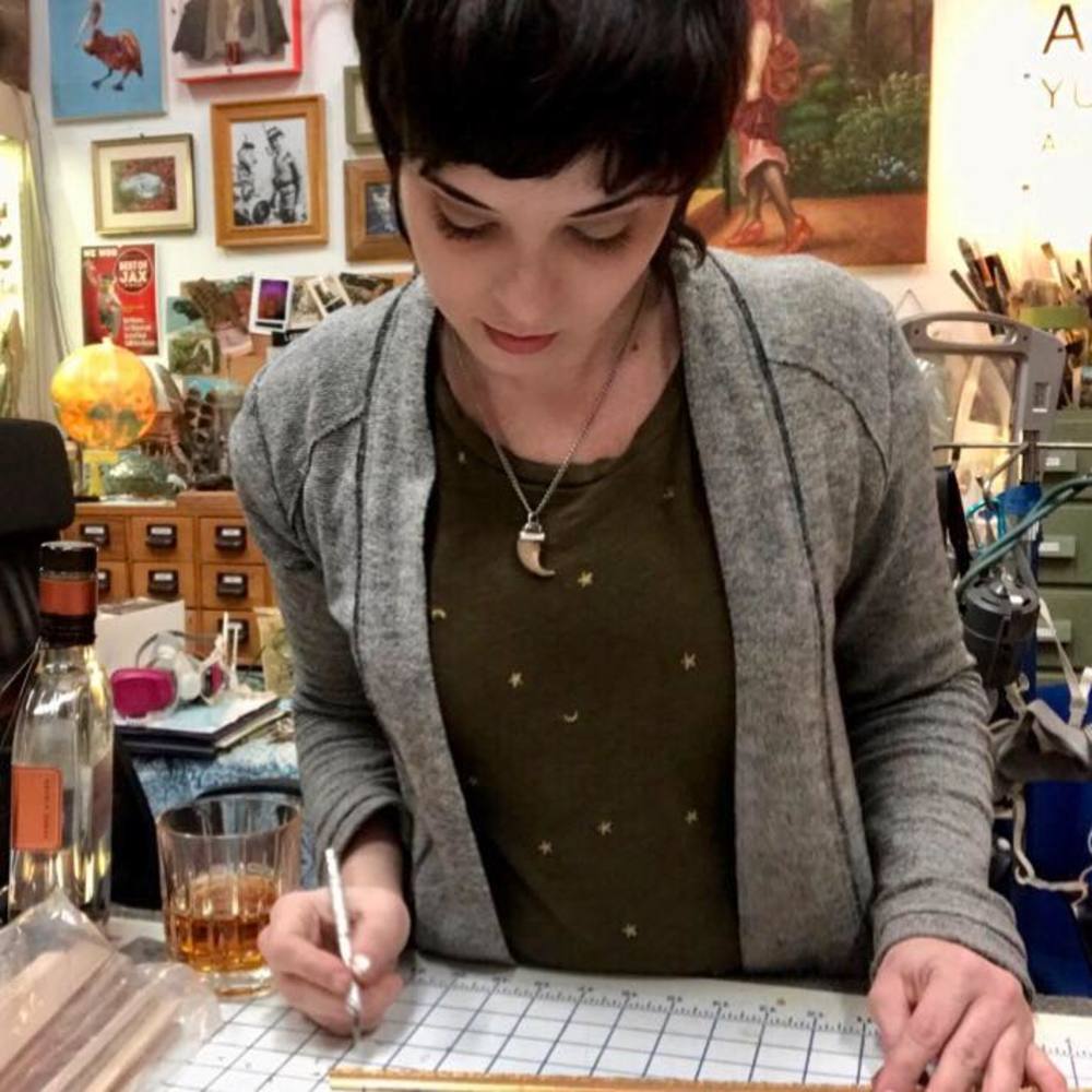 Meet your Posher, Crystal